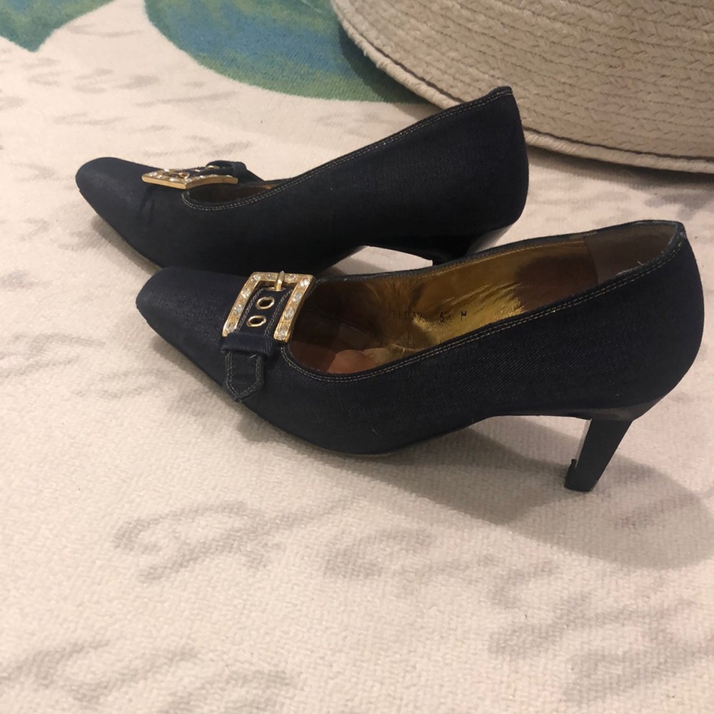 Timothy Hitsman Pumps with long toe